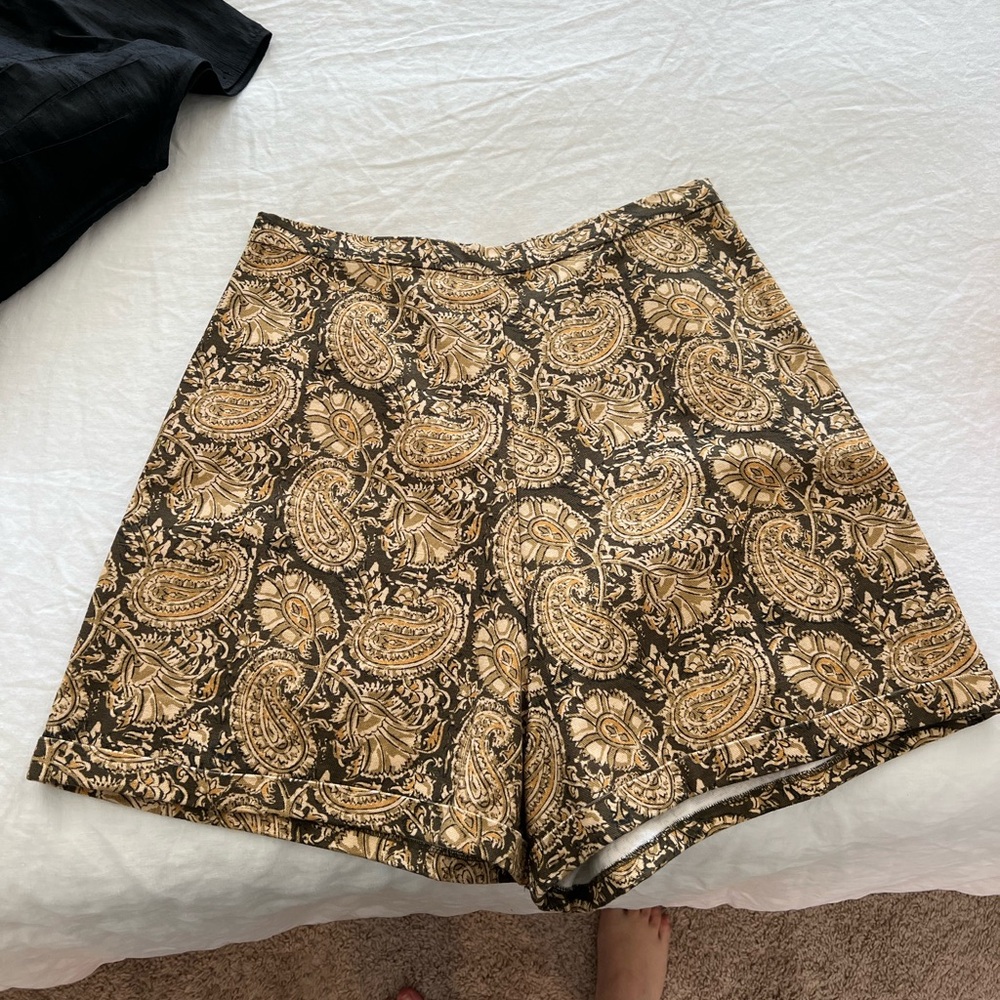 Julia Amory Kelly Short Loon Paisley medium